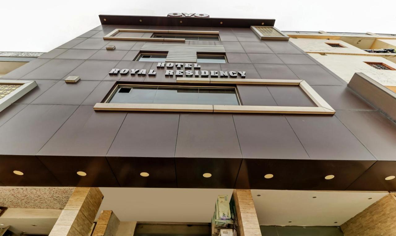 Itsy Hotels Royal Residency Sohana Exterior photo